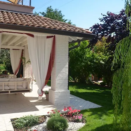 Bed and Breakfast Asso 3*